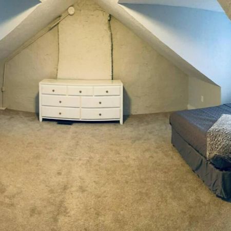 Villa Industrial Brick Townhouse In Downtown Lancaster Extérieur photo
